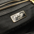 Prada Logo Vitello Daino Shoulder Bag Pochette Crossbody Leather Nero Black Gold — view 8