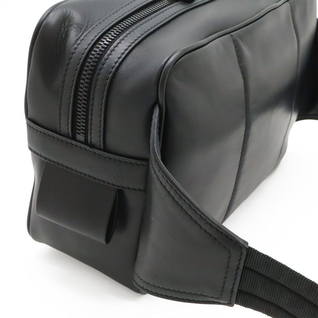 Bottega Veneta Leggero Belt Bag Leather Black — view 4
