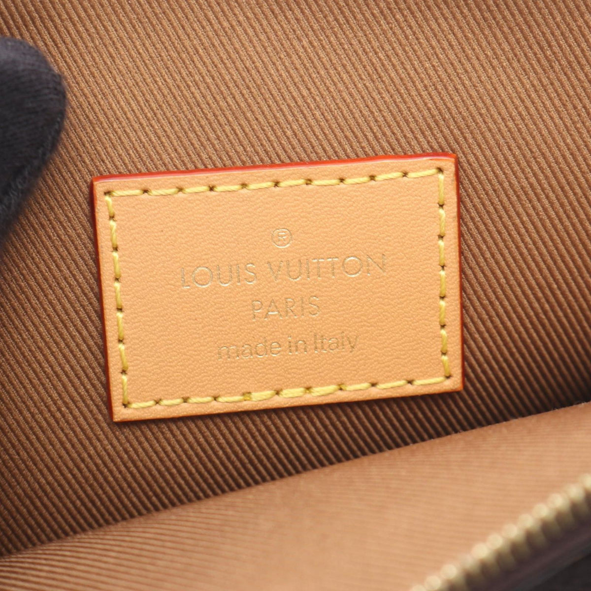 Louis Vuitton Handbag Utility Crossbody Monogram Leather — view 4
