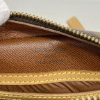 Louis Vuitton Shoulder Bag Monogram Blois Brown — view 5