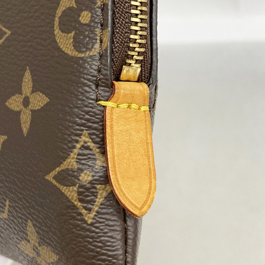 Louis Vuitton Clutch Monogram Etui Voyage MM Brown — view 6