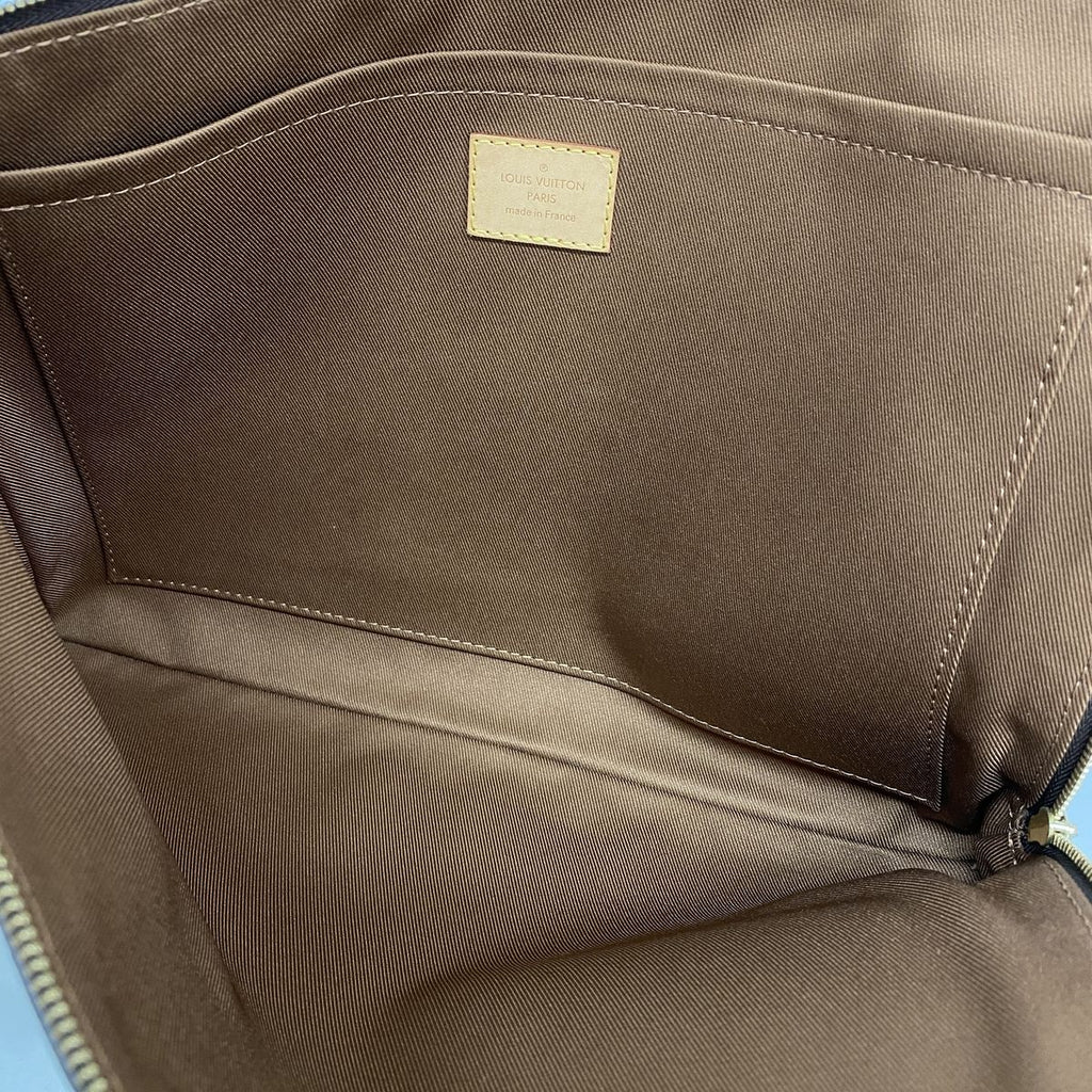 Louis Vuitton Clutch Monogram Etui Voyage MM Brown — view 4