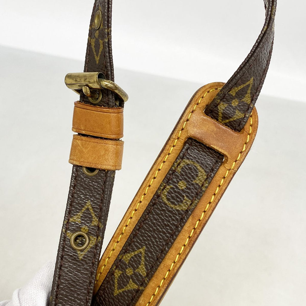 Louis Vuitton Shoulder Bag Monogram Amazon Brown — view 8