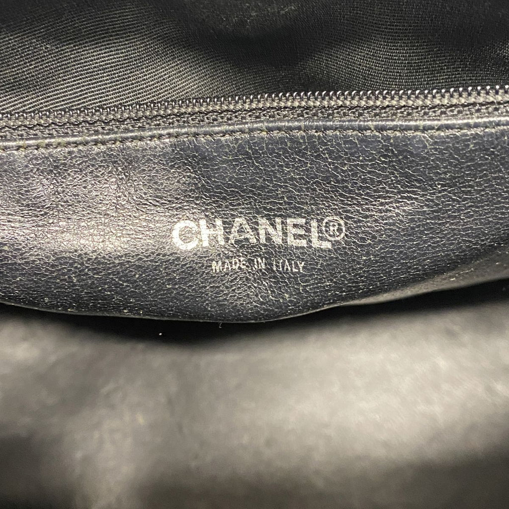 Chanel Tote Bag Reissue Caviar Leather Black Silver — view 5