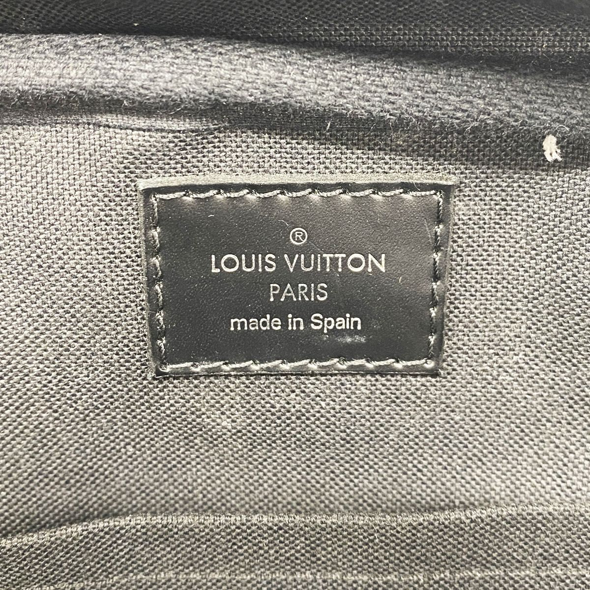 Louis Vuitton Belt Bag Damier Graphite Ambler Black — view 5