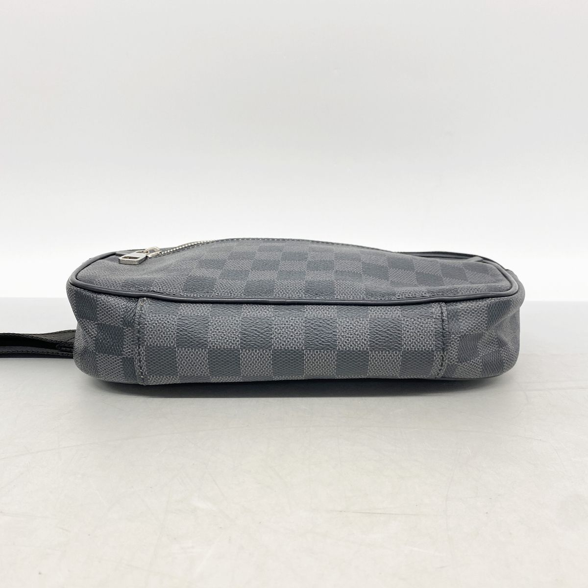 Louis Vuitton Belt Bag Damier Graphite Ambler Black — view 3