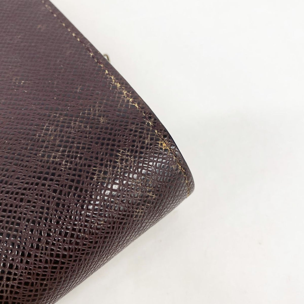 Louis Vuitton Clutch Taiga Baikal Acajou — view 8