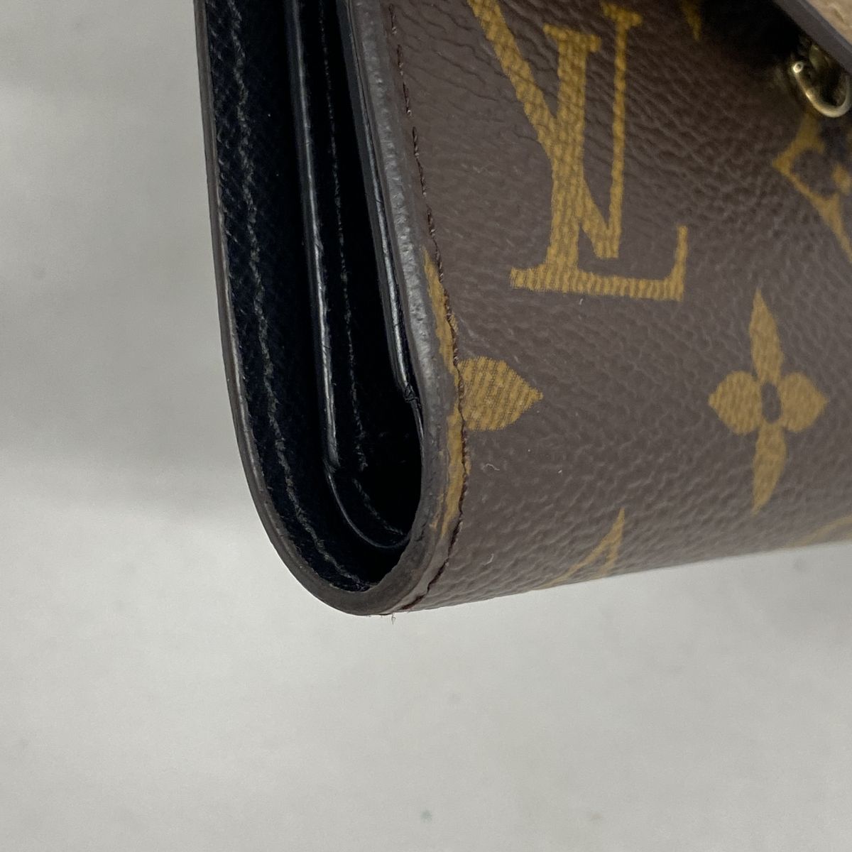 Louis Vuitton Trifold Wallet Monogram Reverse Portefeuille Victorine Brown — view 6