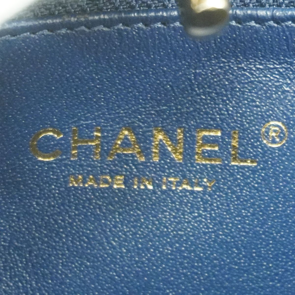 Chanel Shoulder Bag Quilted Lambskin Blue Gold — view 5