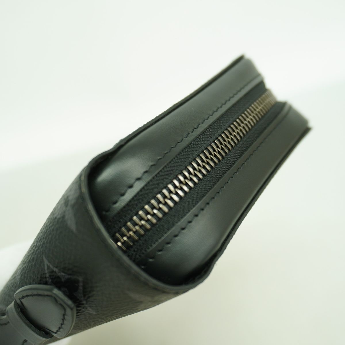 Louis Vuitton Wallet Monogram Eclipse Zippy XL Black — view 7