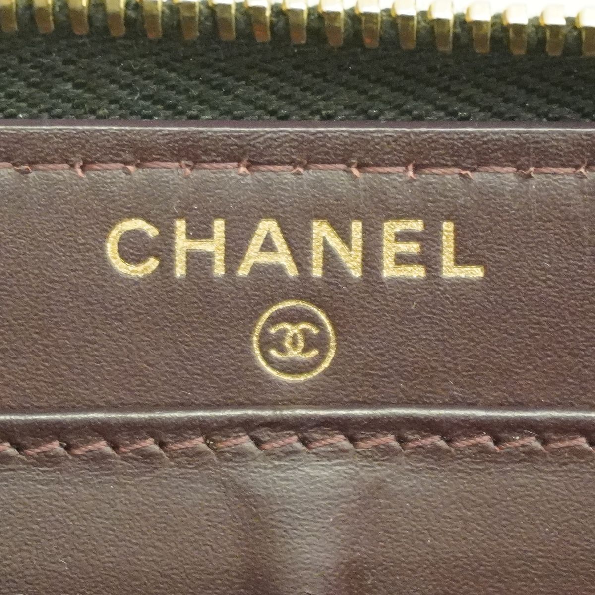 Chanel Wallet Quilted Caviar Leather Black Gold — view 4
