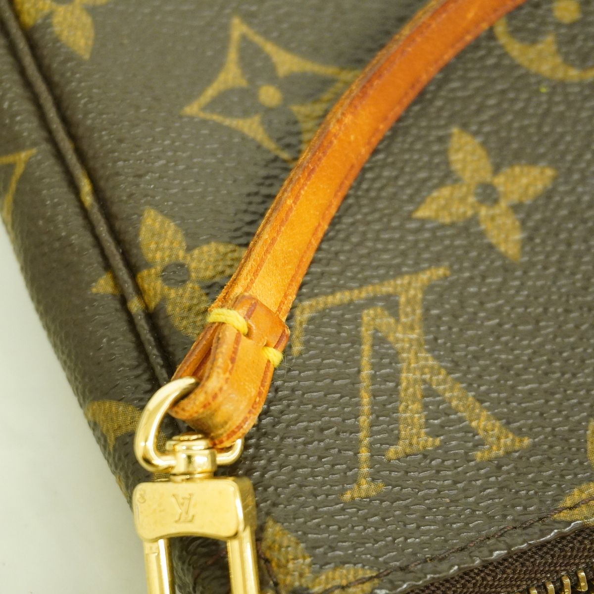 Louis Vuitton Pouch Monogram Pochette Accessoires Brown — view 8