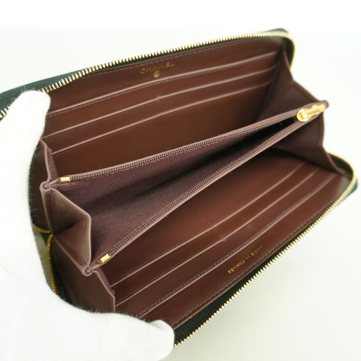 Chanel Wallet Quilted Caviar Leather Black Gold — view 3