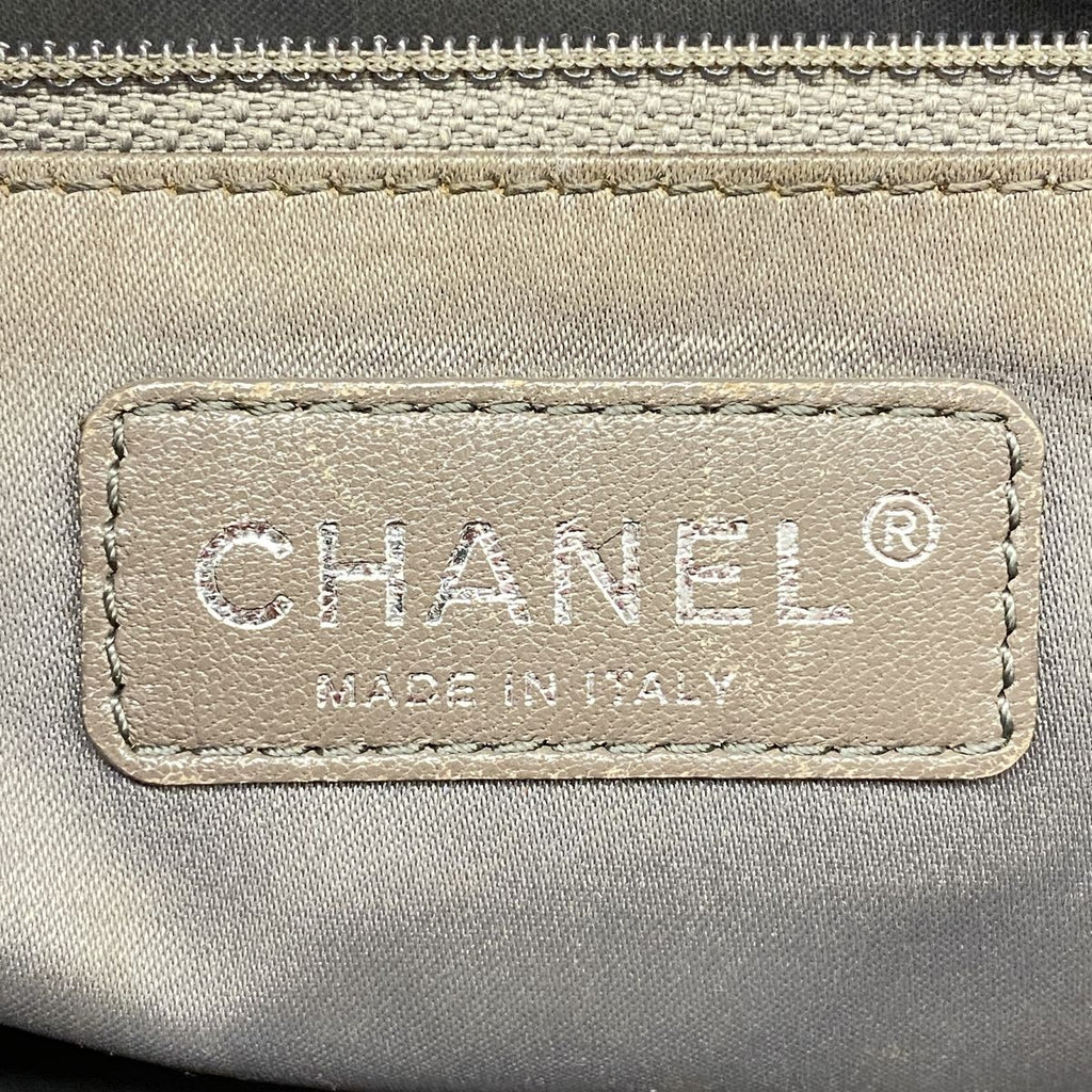 Chanel Chain Tote Bag Quilted Caviar Leather Red Silver — view 5