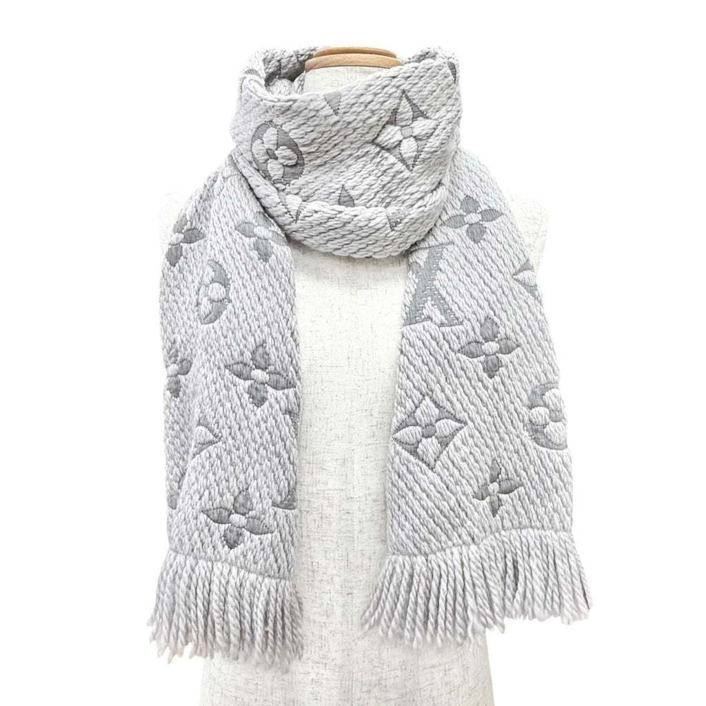 Louis Vuitton Logomania Scarf Wool Silk Gray Perlee Monogram Fringe — view 2