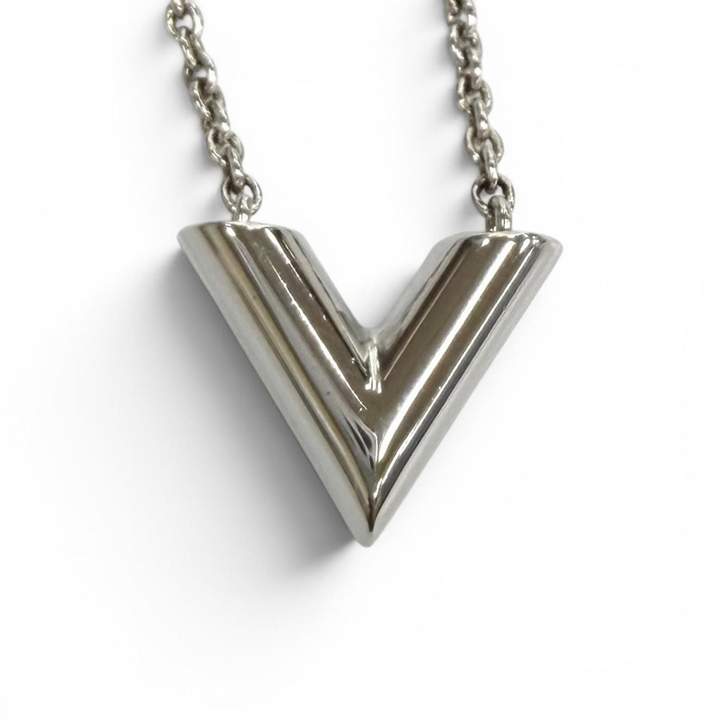 Louis Vuitton Necklace Essential V Circle Logo Motif Chain — view 4