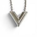 Louis Vuitton Necklace Essential V Circle Logo Motif Chain
