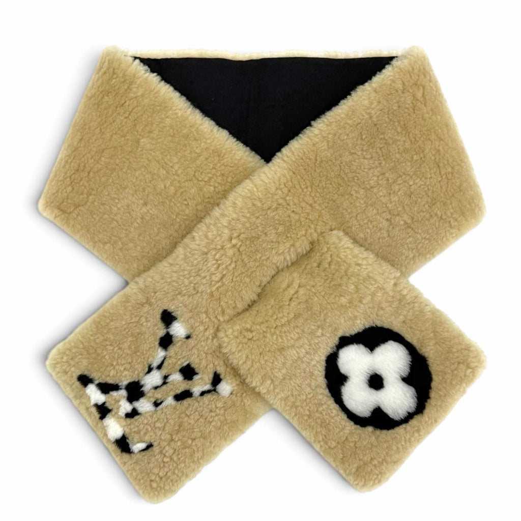 Louis Vuitton Echarpe Graphic LV Shearling Scarf Lining Silk Beige