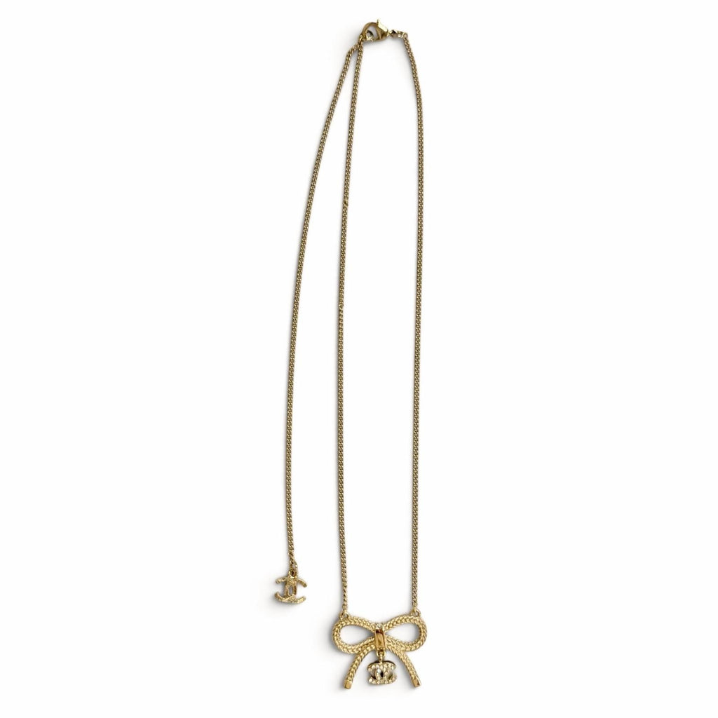 Chanel CC Logo Rhinestone Ribbon Necklace Gold — view 5