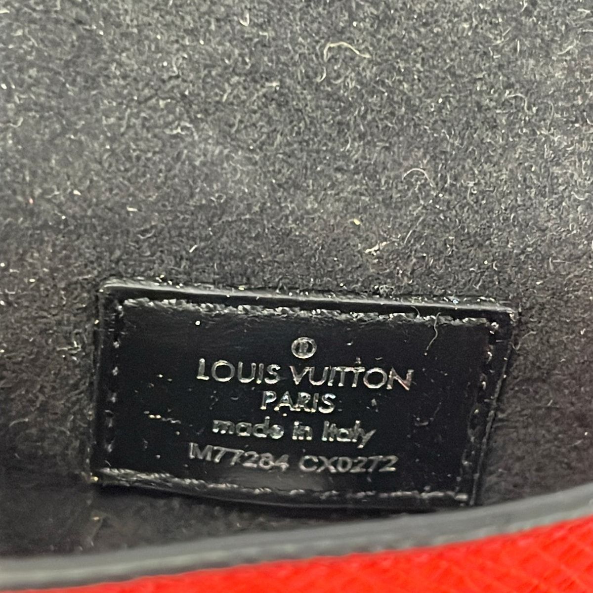 Louis Vuitton Pouch Taigarama Earphones Rouge Leather Cowhide — view 5