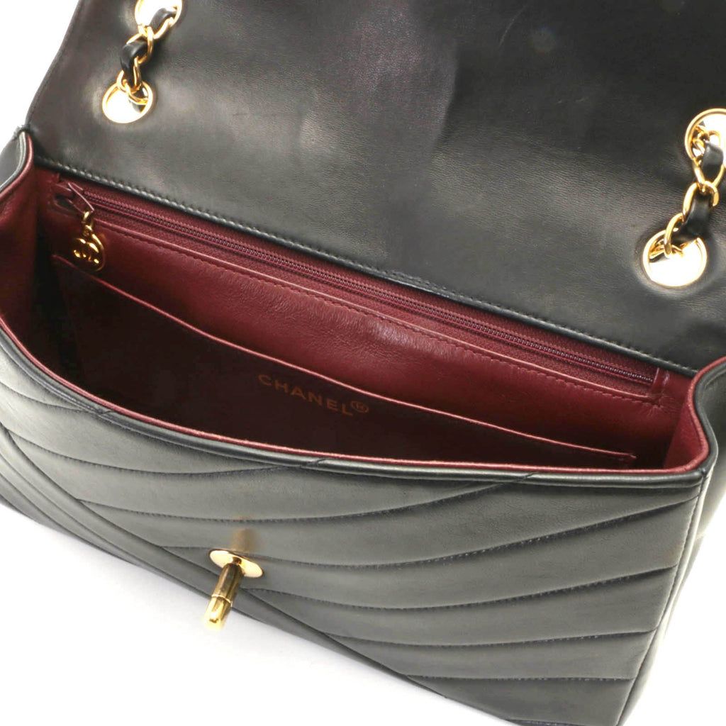 Chanel Bias Stitch 25 Chain Shoulder Bag Black Lambskin — view 8