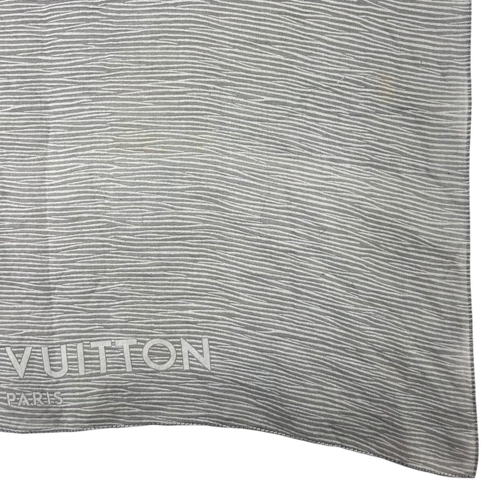 Louis Vuitton Shawl Gray Scarf — view 5
