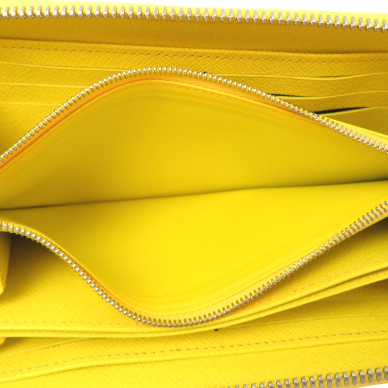 Louis Vuitton Wallet — view 6