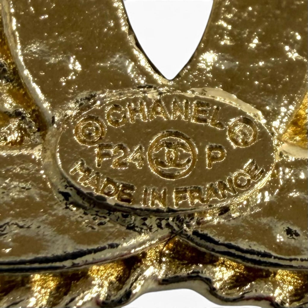 Chanel CC Logo Metal Earrings Gold Black — view 5