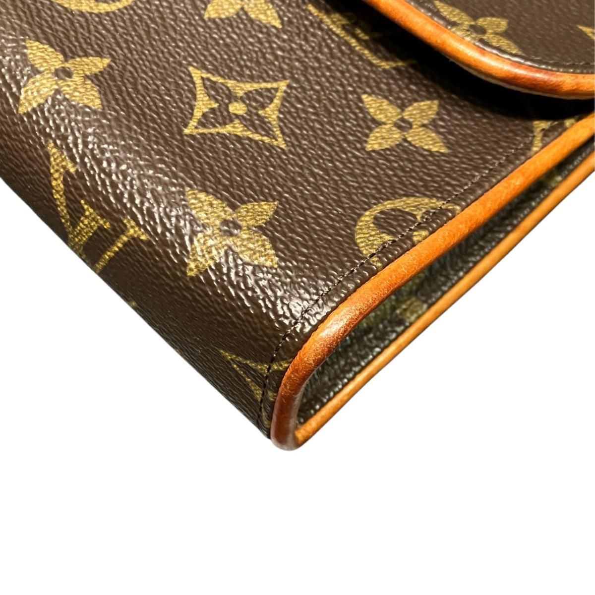 Louis Vuitton Pochette Florentine Monogram Waist Bag Canvas — view 7