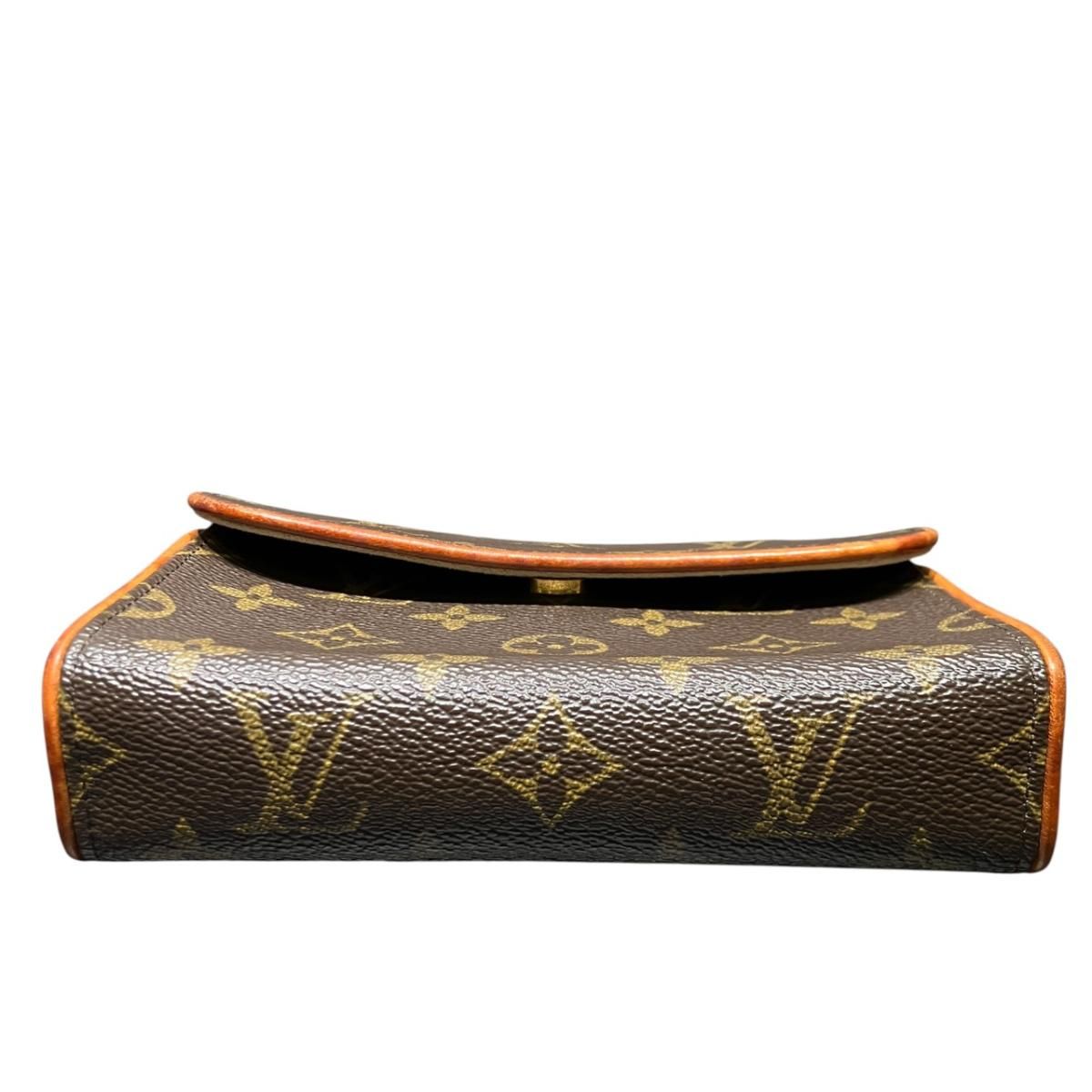 Louis Vuitton Pochette Florentine Monogram Waist Bag Canvas — view 3
