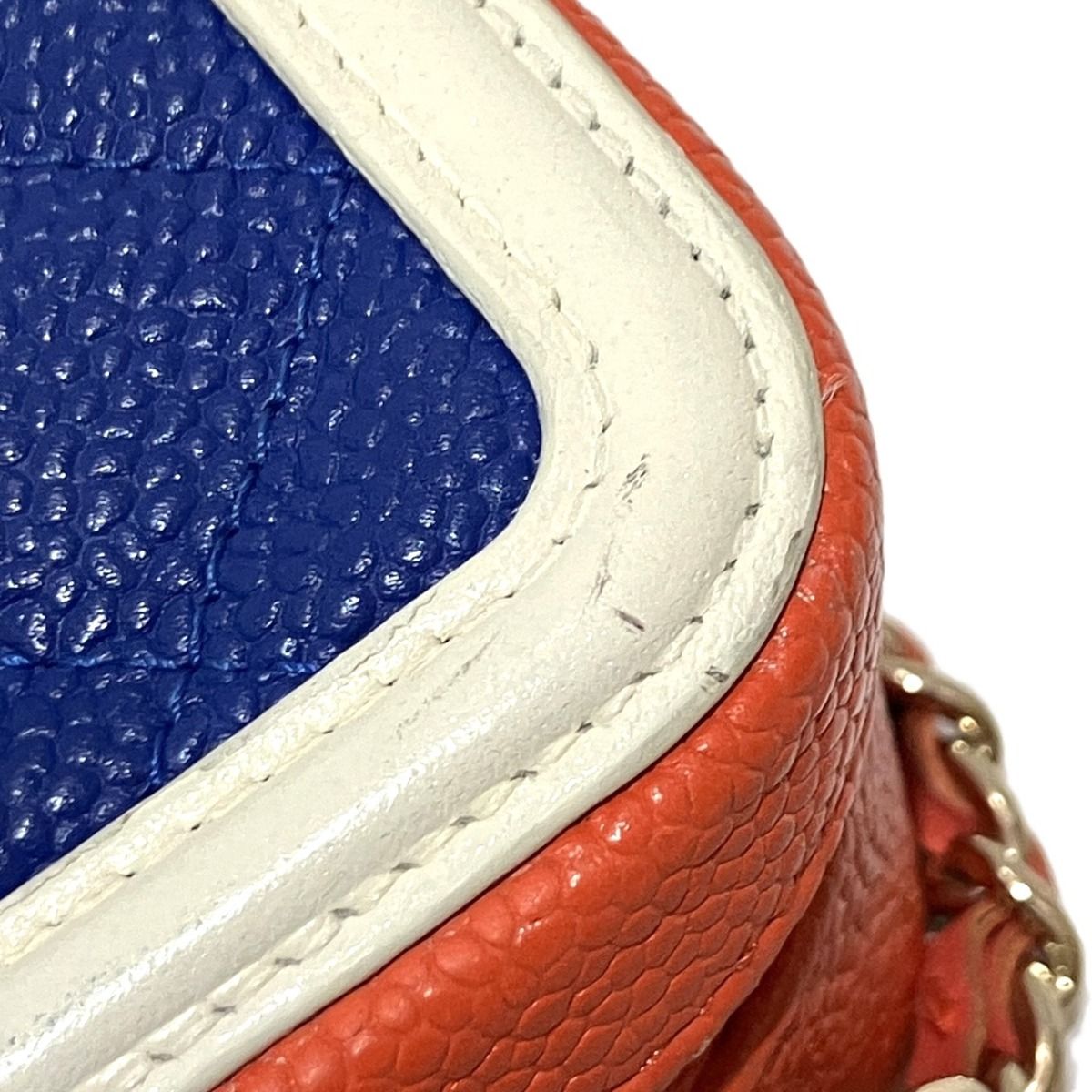 Chanel CC Logo CC Filigree Quilted Shoulder Bag Caviar Leather — view 7