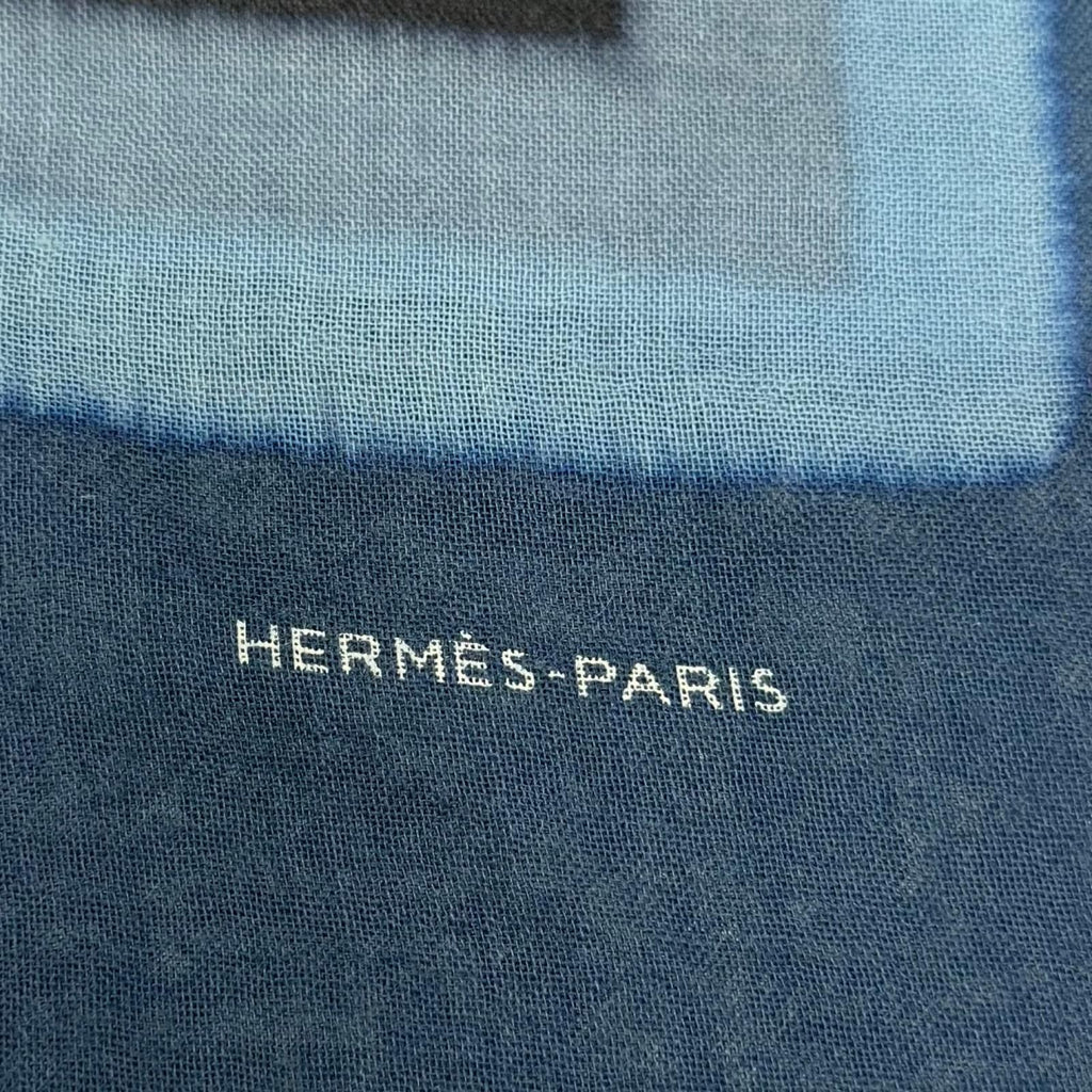 Hermes Carre Geant Cashmere Silk Chain All Over Print Large Shawl Scarf Navy — view 7
