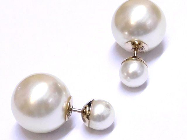 Dior Tribal Earrings Resin Pearl Gold — view 2
