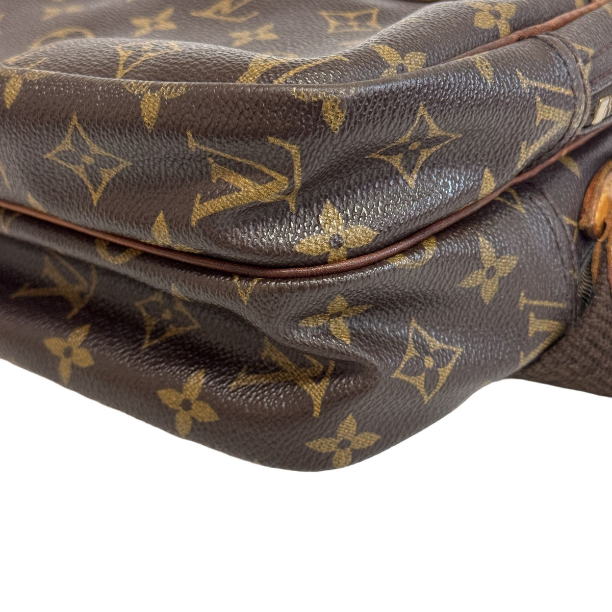 Louis Vuitton Monogram Reporter PM Canvas Brown Shoulder Bag — view 3