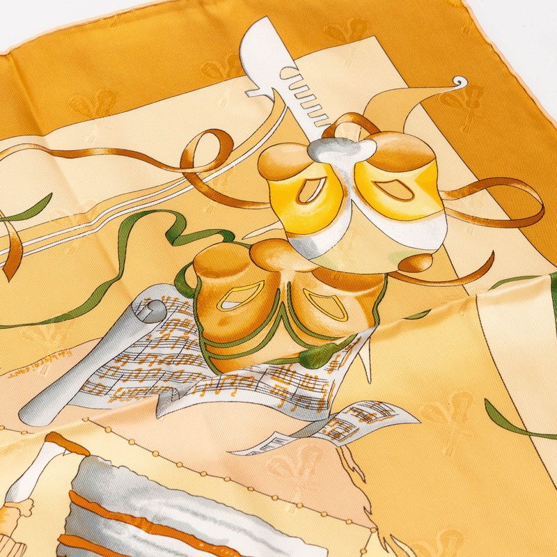 Hermes Carre 90 le Carnaval de Venise Scarf Beige Silk — view 4