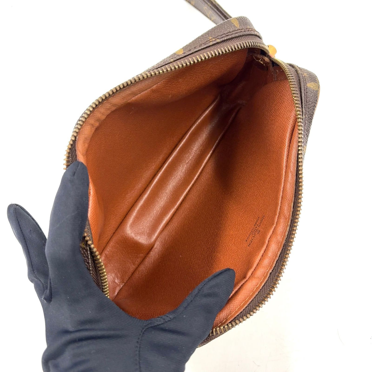 Louis Vuitton Marly Dragonne PM Monogram Leather Brown Clutch Gold — view 3