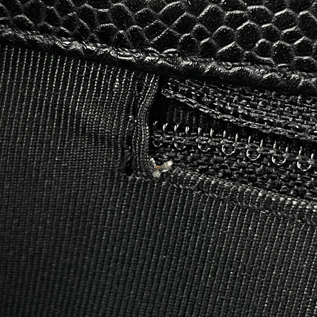 Chanel Tote Bag CC Logo Quilted Petite Shopping PST Caviar Leather Black — view 5