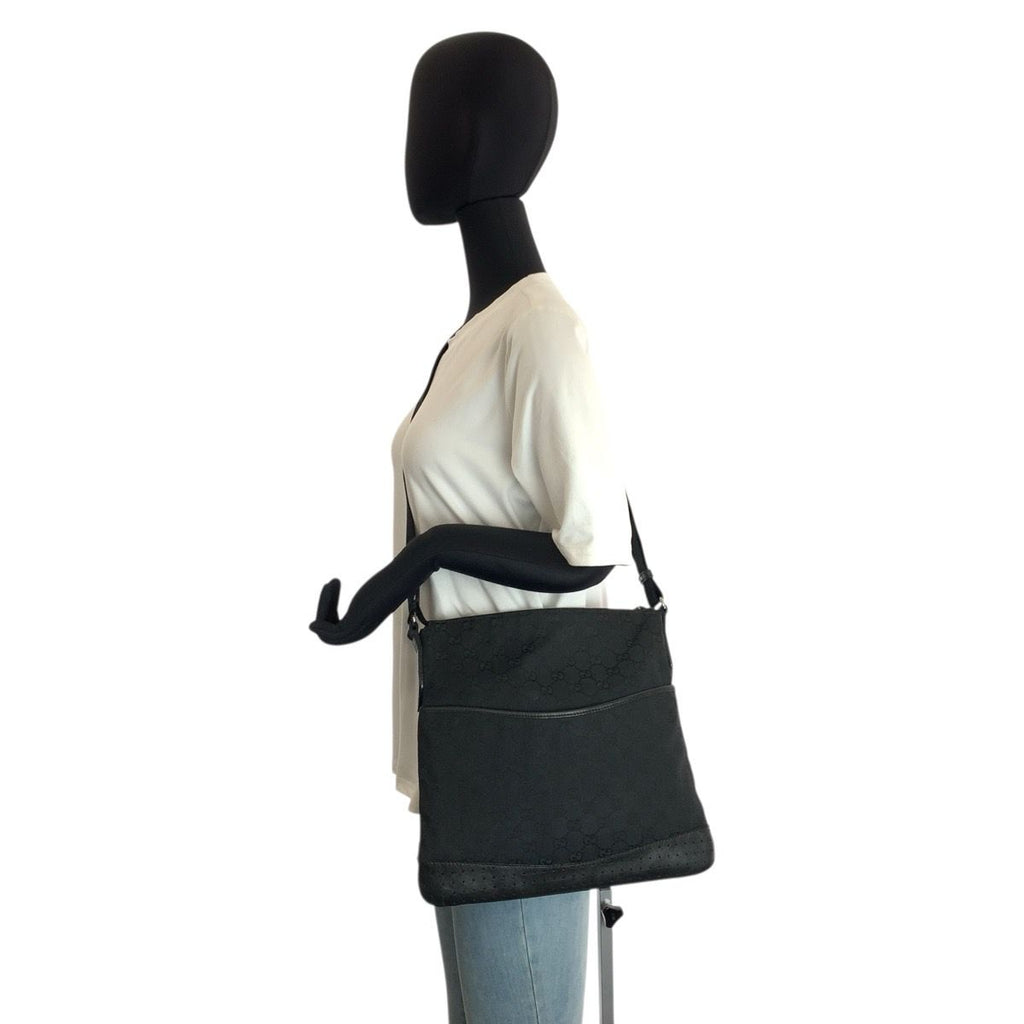 Gucci Black Silver GG Canvas Leather Shoulder Bag — view 6