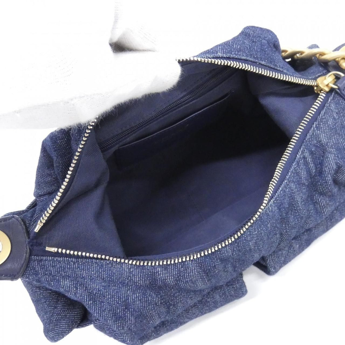 Chanel Shoulder Bag Blue — view 8