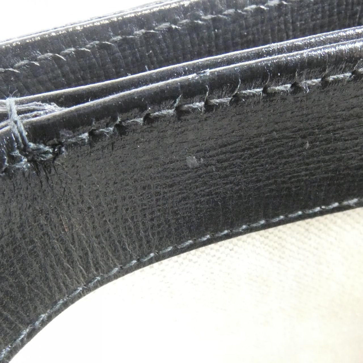 Gucci Horsebit Shoulder Bag — view 8