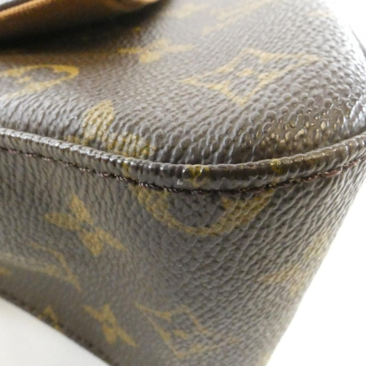 Louis Vuitton Monogram Mini Looping Shoulder Bag — view 3