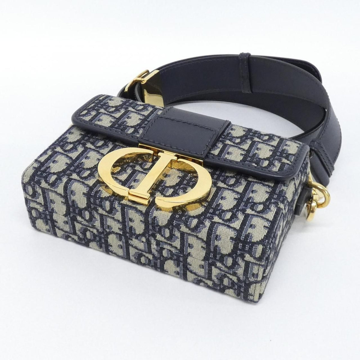 Dior Oblique 30 Montaigne Box Shoulder Bag — view 3