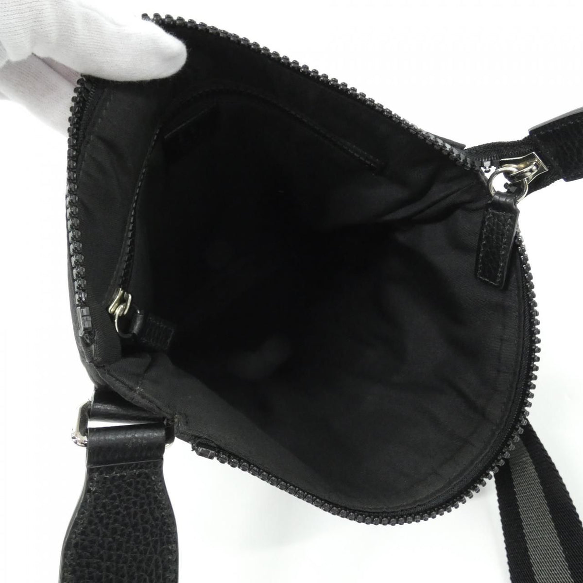 Gucci Shoulder Bag Black — view 8