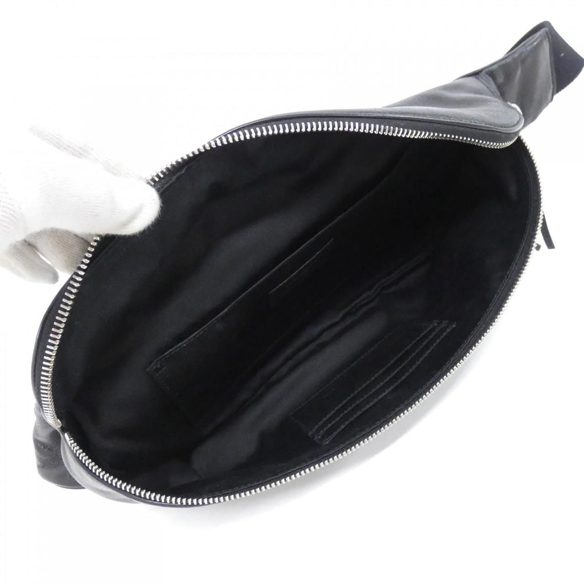 Saint Laurent Shoulder Bag — view 7