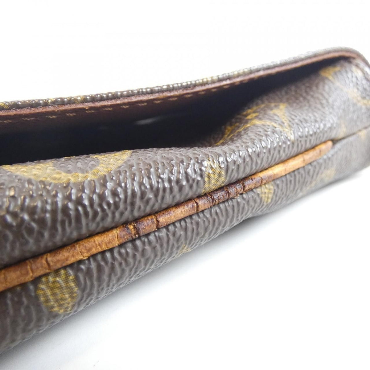 Louis Vuitton Monogram Musette Tango — view 5
