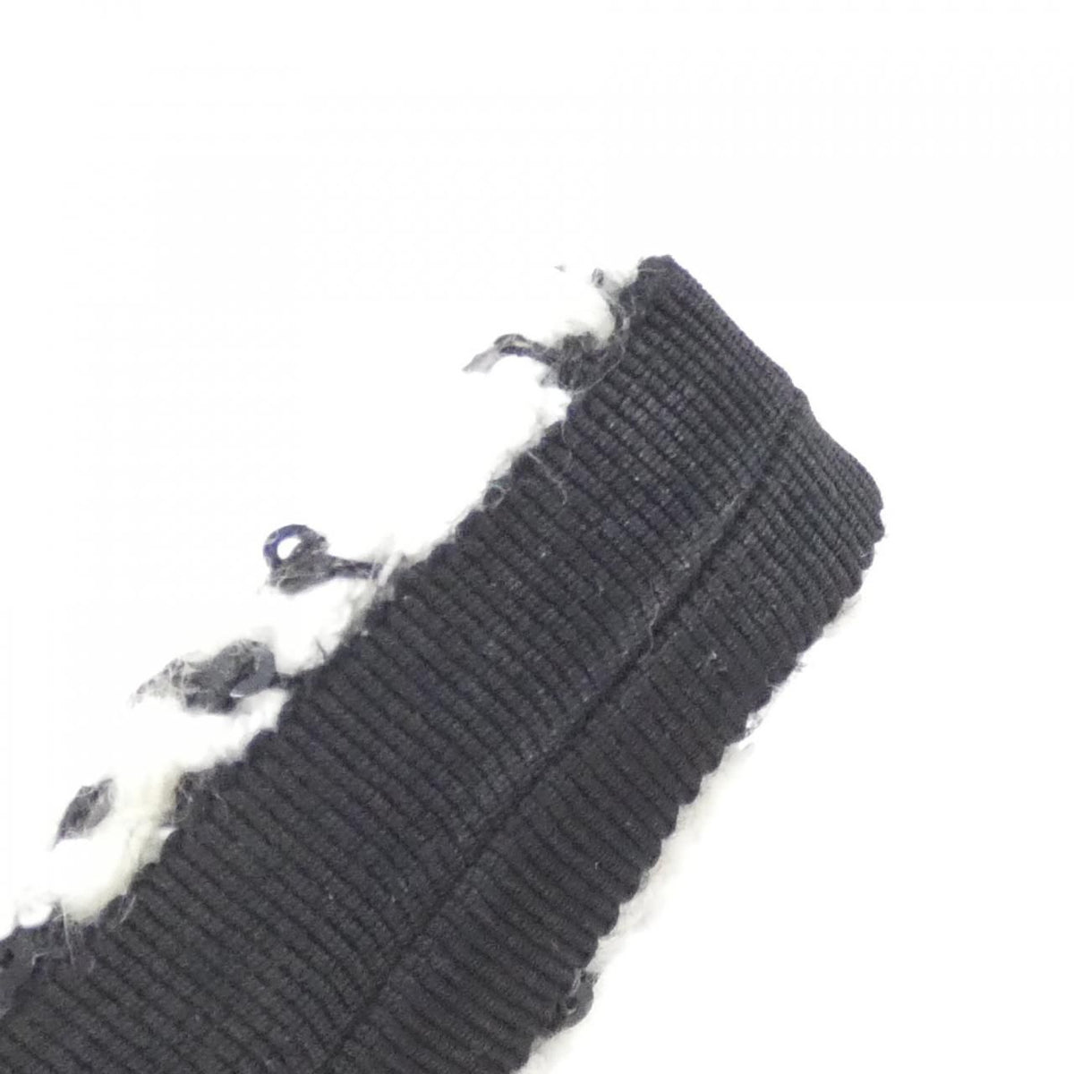 Chanel Headband Hair Accessories White — view 5