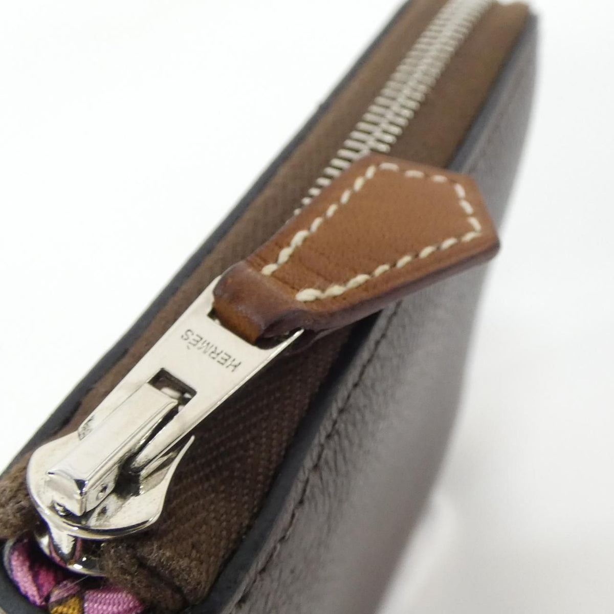 Hermes Collier de Chiens Silk'in Compact Wallet — view 4