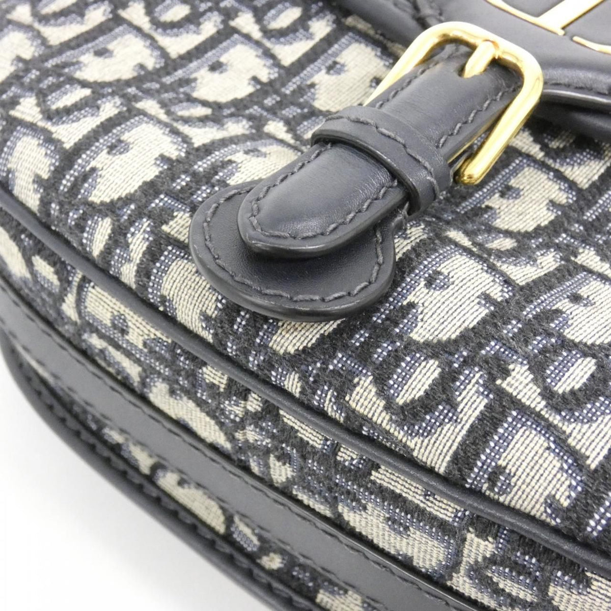 Dior Oblique Bobby Medium Shoulder Bag — view 4