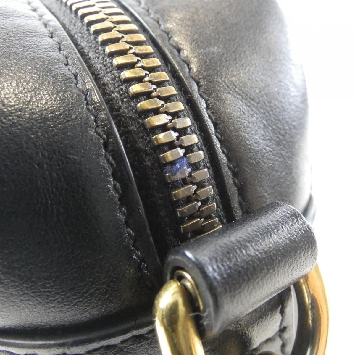 Gucci GG Marmont Shoulder Bag — view 5