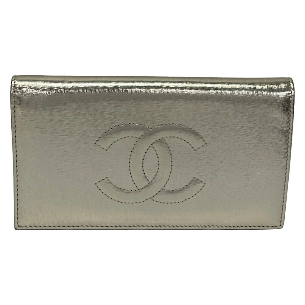 Chanel Wallet Gold CC Logo Leather